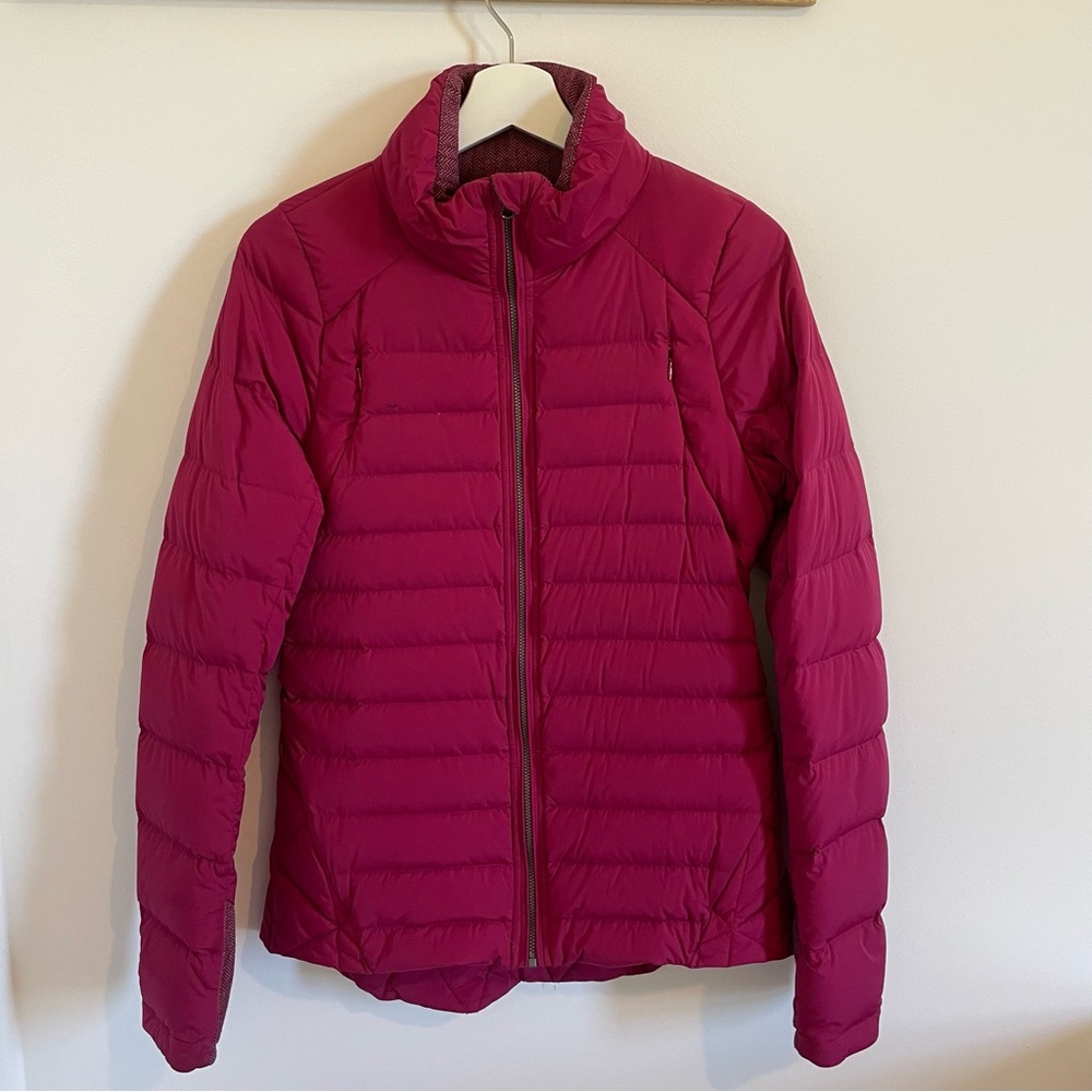 Lululemon Fluffed Up Jacket Sz8 Berry Rumble